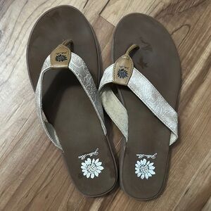 Yellow Box Women's Brown Flip Flops